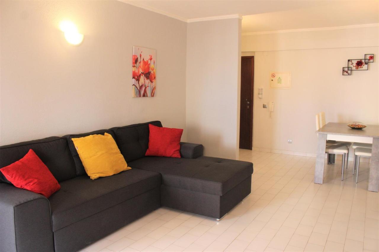 9C Sao Gabriel - Casas & Papeis Apartment Armacao de Pera Luaran gambar